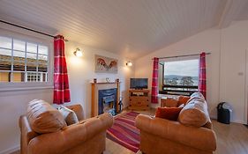 Appin Holiday Homes -caravans, Lodges, Shepherds Hut And Train Carriage Stays  United Kingdom